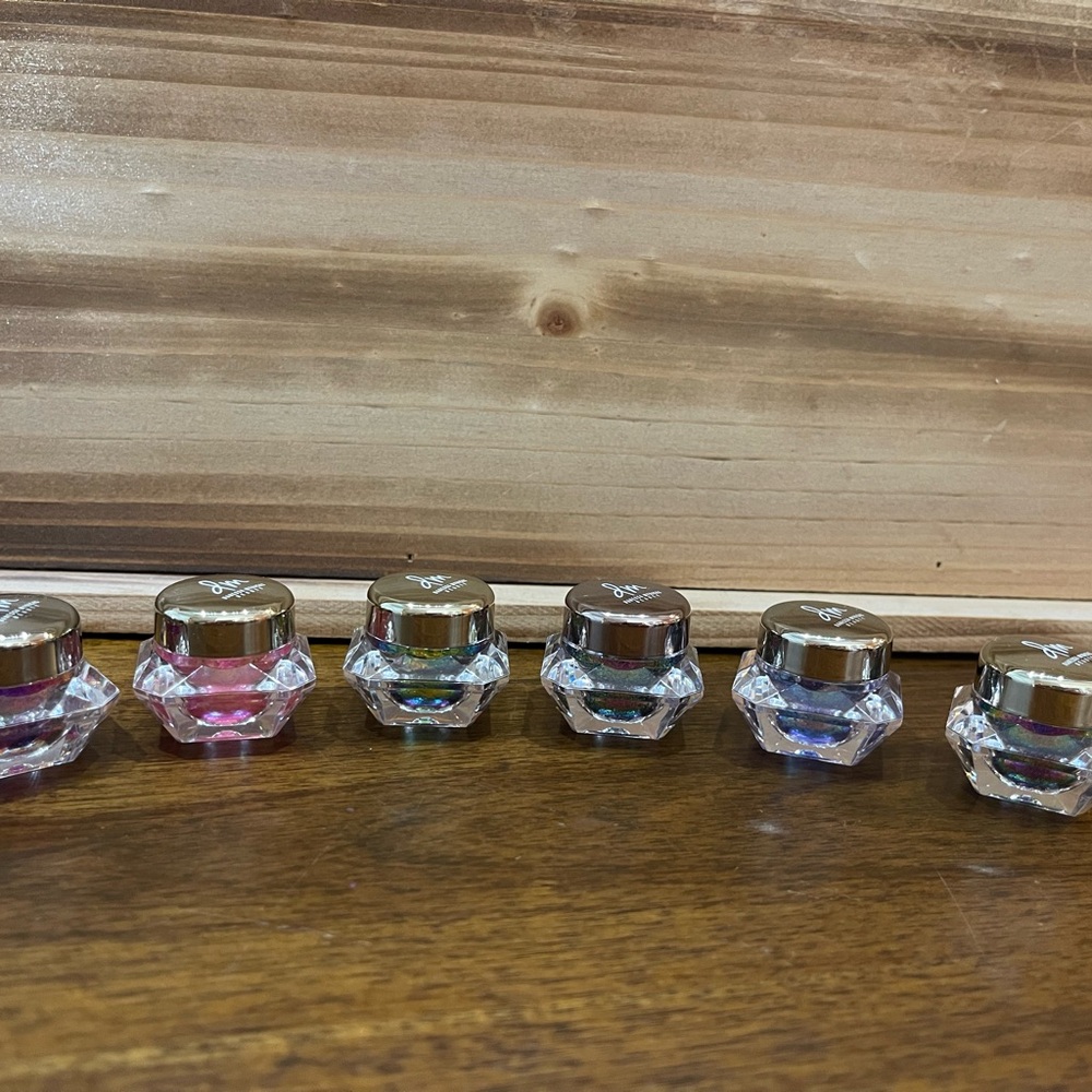 Set of 6 Danessa Myricks infinite chrome flakes